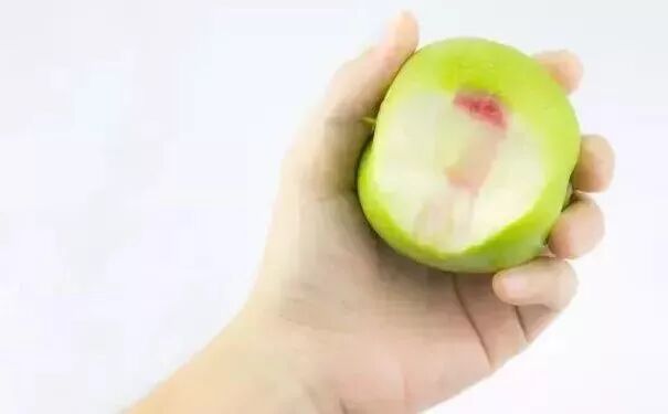 牙齿正在偷偷“衰老”，你发现了吗？