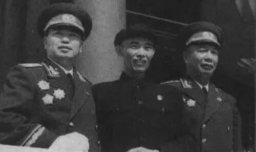 傅秋涛 (1907-1981)，湖南省平江县人，开国上将，曾任湘鄂赣省委书记、省军