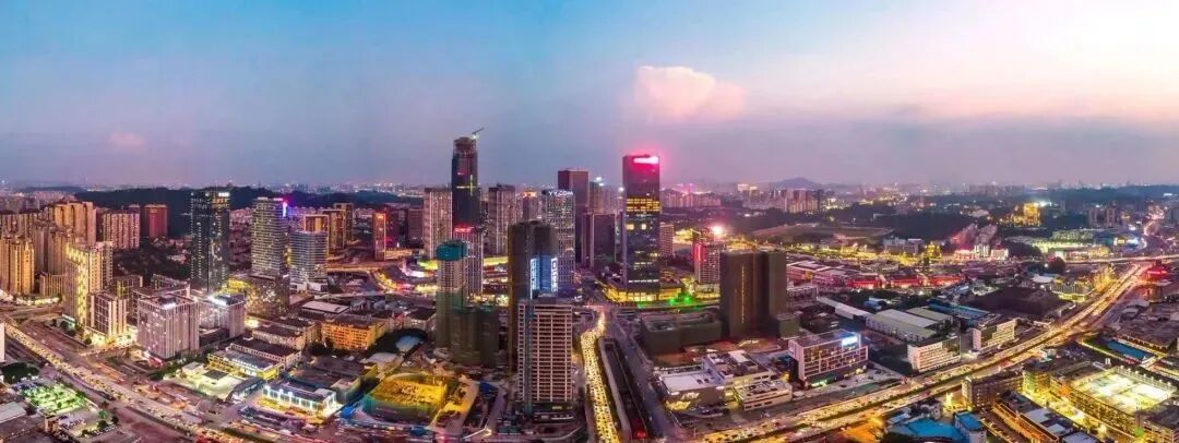 广州番禺「中国铁建·花语岭南」43000元/㎡，万博*在售的岭南红盘！