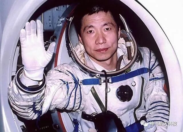 16选3 神舟十二号3名宇航员曝光 56岁的杨利伟为何在备选之列 新闻中心 北京神飞航天应用技术研究院 域名未授权