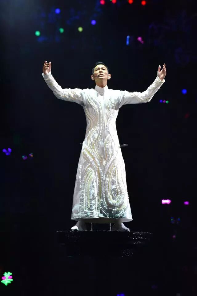 探秘2018刘德华mylove香港演唱会舞台幕后的故事