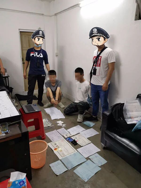 4月28日 ,金平警方又抓获何某文(男,50岁,汕头市区人)等8名团伙成员