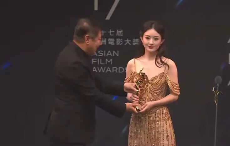 赵丽颖的面相有福气_面相分析赵丽颖_赵丽颖的面相一看就很精明