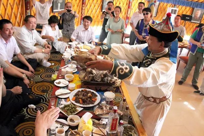 【中国风情】宴饮的最高境界—蒙古大餐