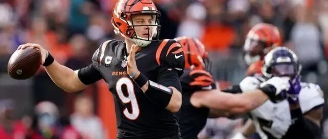 虎虎生威！乔-伯罗如何从全村的希望成长为联盟一线四分卫？