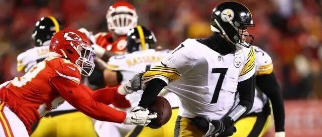 酋长42-21狂胜钢人 马霍姆斯单场5达阵，大本生涯最后一舞