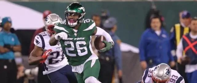 又闹不愉快了！跑卫贝尔称宁可退役也不再为酋长主帅里德打球