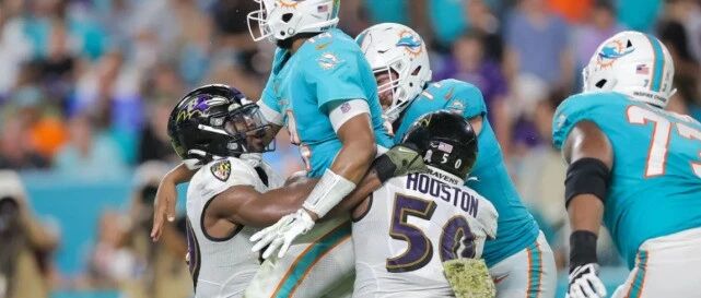 海豚22-10击败乌鸦 明星角卫霍华德上演回攻达阵成转折点