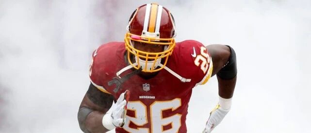 传奇球星彼得森希望再战四年：超越艾米特成为NFL历史第一跑卫