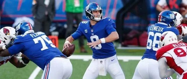 琼斯状态不佳仍被主帅信任 贾奇教练：他来年还是我们的主力