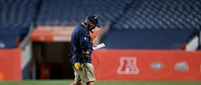 为何不早叫暂停？野马主帅范吉奥为糟糕的时间管理揽责