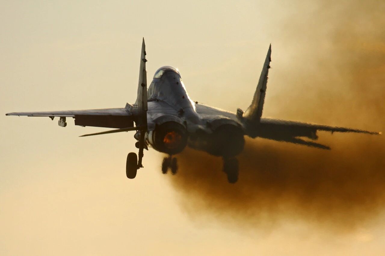 一架苏联战斗机串起的欧洲往事