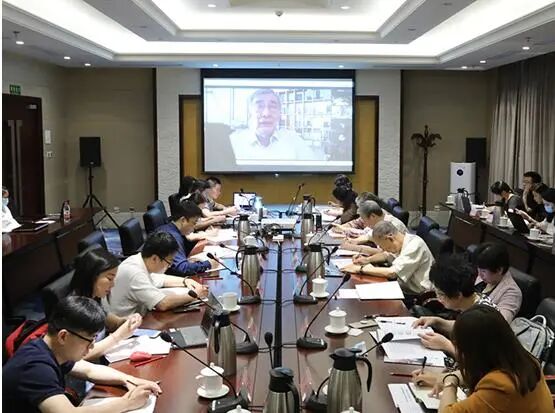 K12在线教师标准研讨会召开 掌门教育开创性打造在线教师培训标准示范项目