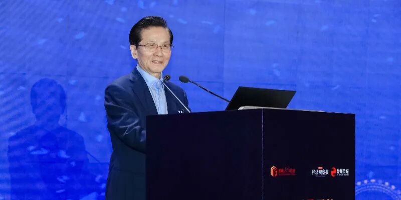 贺铿：经济转型升级的挑战与机遇