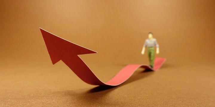 万国数据Q2财报：收入、利润双增长  自建数据中心资源扩充近60座