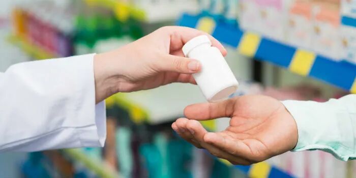 国大药房拟收购成大方圆100%股权，挂牌转让底价18.6亿元