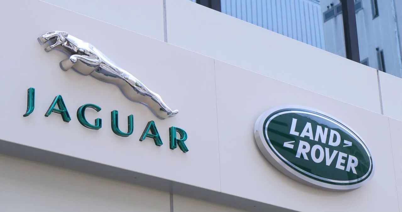 【北京车展】捷豹路虎迎首款国产新能源车 全新路虎发现运动版P300e登场