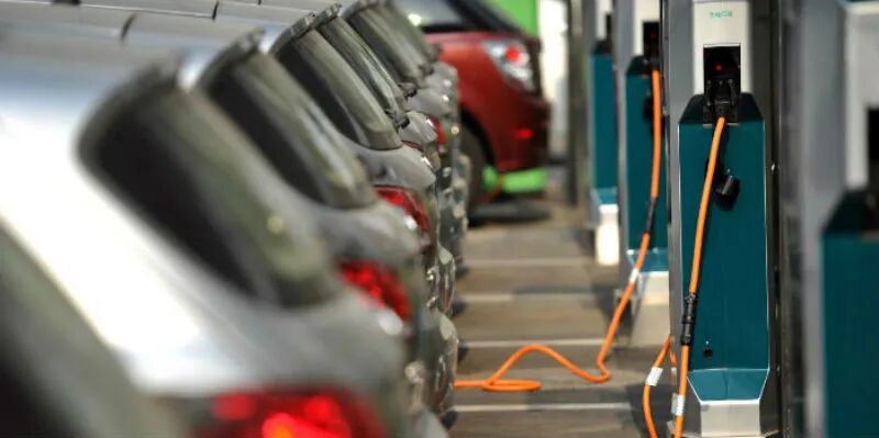 北汽蓝谷拟募资55亿元  30亿用于高端产品开发近9亿投入换电项目