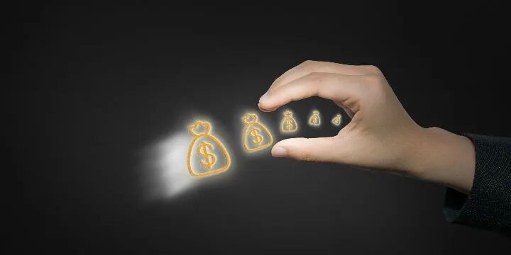 【首席观察】信号与噪音：当宇宙行暴涨、黄金比特币大跌