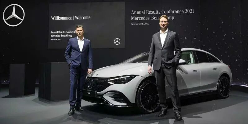 分拆、降本、聚焦高端，净利暴增484%，奔驰2021年财报成了汽车巨头转型的中场样本