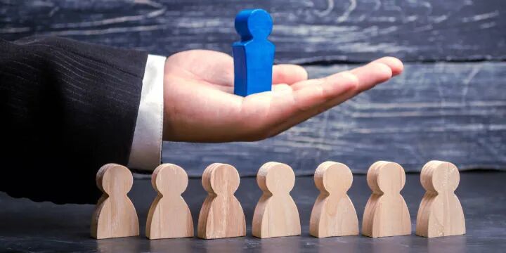 证券基金从业人员管理新规来袭：董监高资格审批事后备案 金融科技人才限制适度放宽