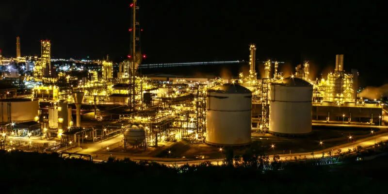 前9月中国石油化工行业利润同比下降40%，业内人士预计全年下降20%