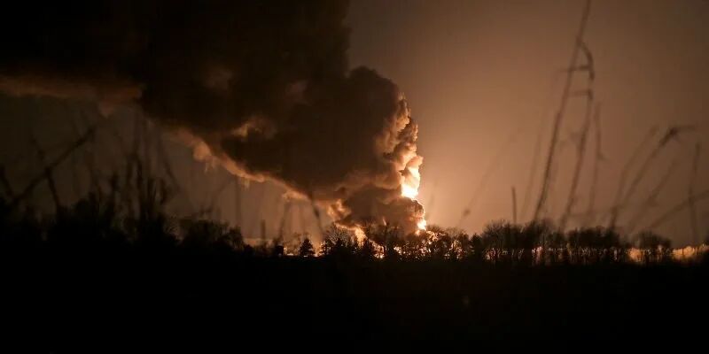 伟伟道来 | 俄乌战局第五天，“核”阴影下开启和谈