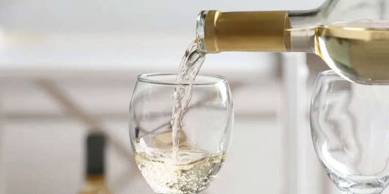 复星集团再下一城：经过了27轮竞拍 45.3亿元拍下舍得集团70%的股权