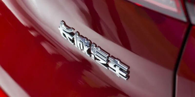 推出首款中国巴博斯车型 长城WEY距离豪华品牌能否更近一步？