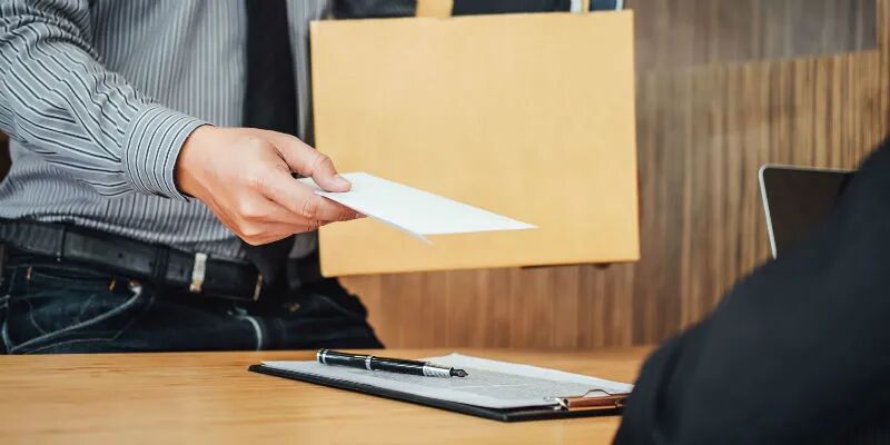 朱荣斌减持股份离职阳光城 徐国宏接任