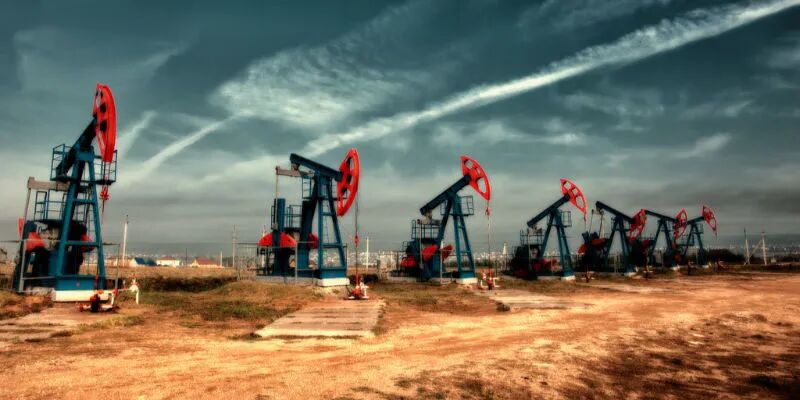 跨国石油巨头越冬：大幅资产减记，着力低碳转型