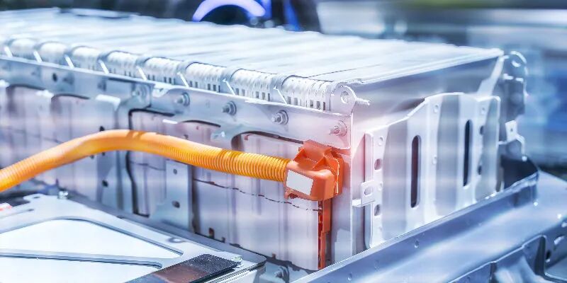 固态电池成电动车下阶段竞争核心  欧阳明高：中国至少要追赶五年