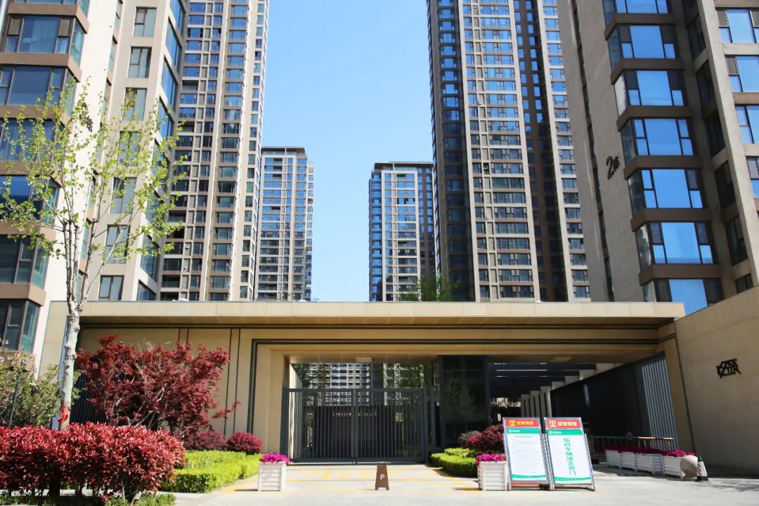 日照高端置业者的一致青睐,成为城市住宅品质标杆,也奠定了安泰筑系列