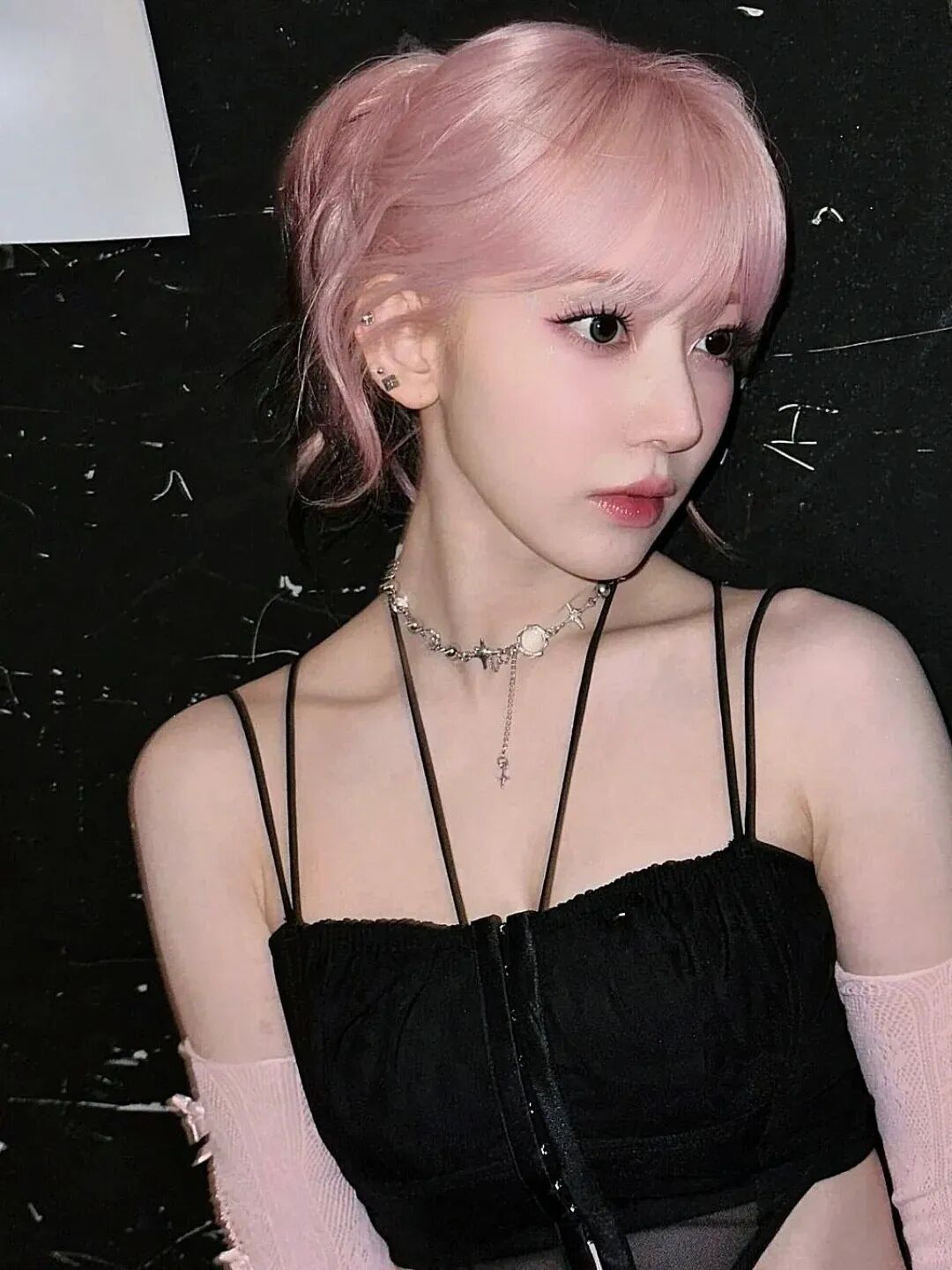 夏季染发指南,这三个颜色让你白到发光!