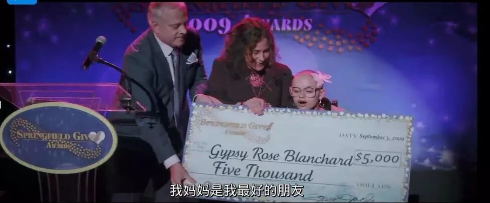 美剧《恶行》变态母亲对女儿做的事令人发指！最恐怖的影视就是：改编自真实事件。