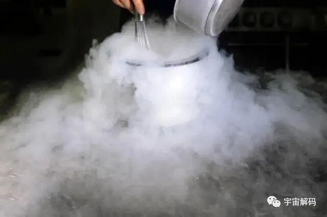 零下196℃的液氮有多可怕？的圖3