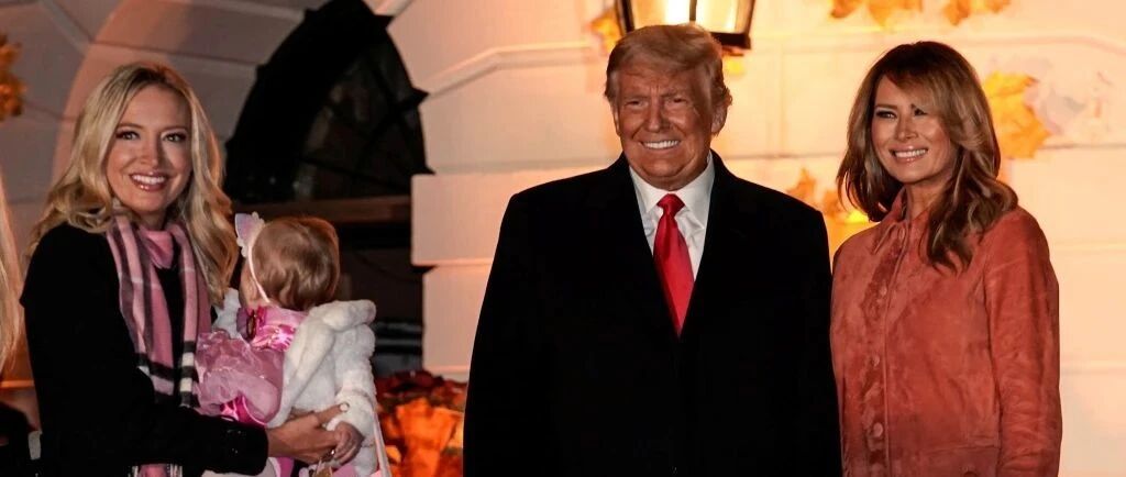 送糖果还是送病毒？白宫官员相继确诊 特朗普仍搞万圣节活动