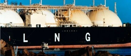 没人买！33艘LNG船在海上来回转！…澳大利亚急得直跺脚