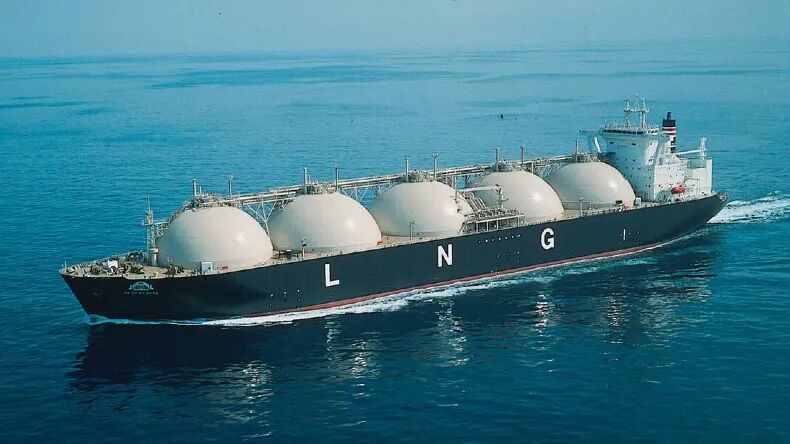 LNG Jamal_LNG tanker.jpg