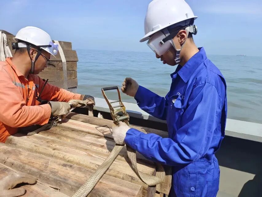 梦的起点!育鹏轮新手海员日记—— "我们是冉冉升起的新星"!