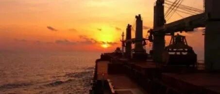 什么？运价“恨天高”, 是航运公司“装病”爆炒的? ... 这锅, 背吗？