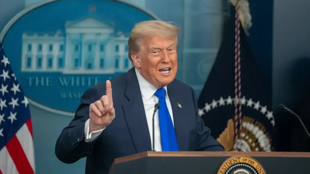 108167972-1751628546730-gettyimages-2221768520-US-WASHINGTON_DC-WHITE_HOUSE-TRUMP-SUPREME_COURT-RULING.jpg