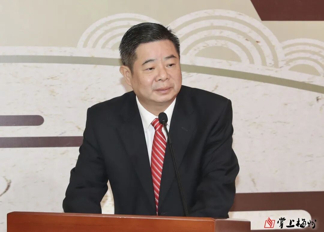 梅州市中医医院党委书记郑青表示,医院将对评审专家组的反馈意见虚心