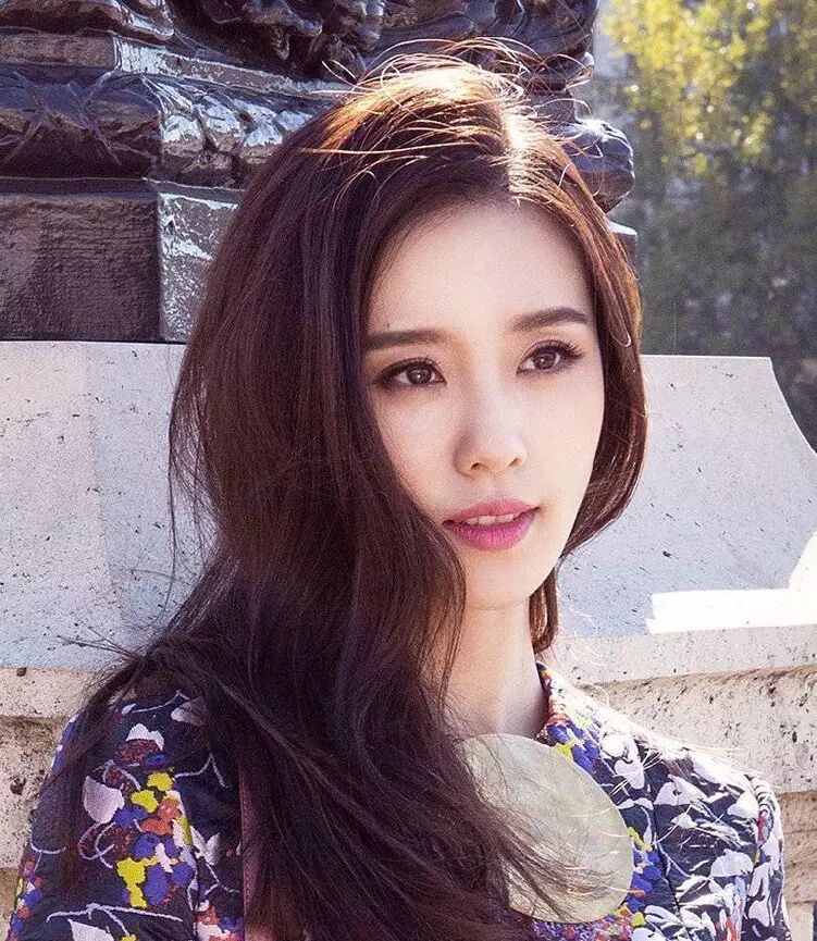 韩国人票选"亚洲十大女神",第一名当然必须是中国人!