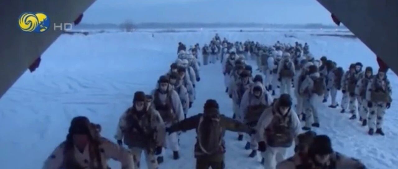 俄乌局势升温！美首批援乌武器运抵，下令撤离驻乌使馆人员家属