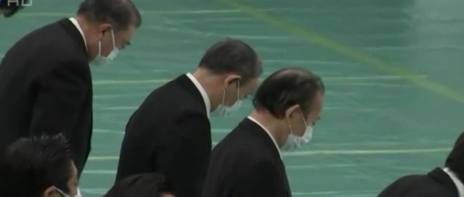 日本投降76周年，日皇德仁称“深刻反省”，菅义伟却自费向靖国神社供奉香火钱
