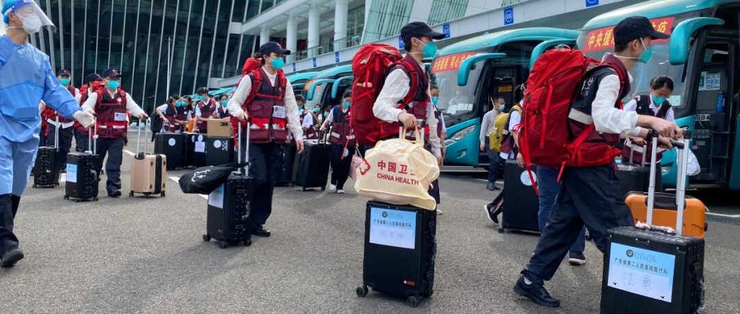 391名内地医护援港背后，这位领队一番话，让香港市民流泪…