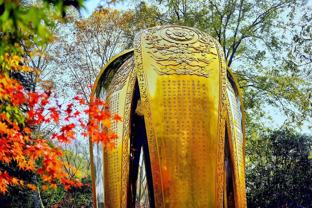 一座棲霞山，半部金陵史，秋末冬初賞紅楓 旅遊 第19張