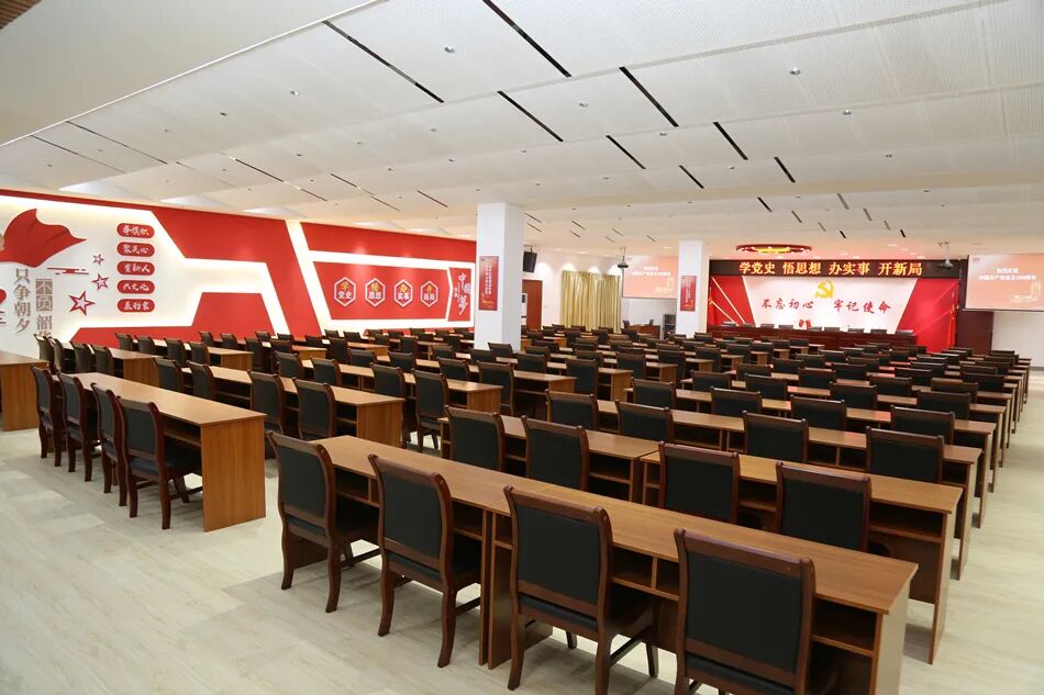 翠山湖高新区行政服务中心翠山湖党校揭牌启动