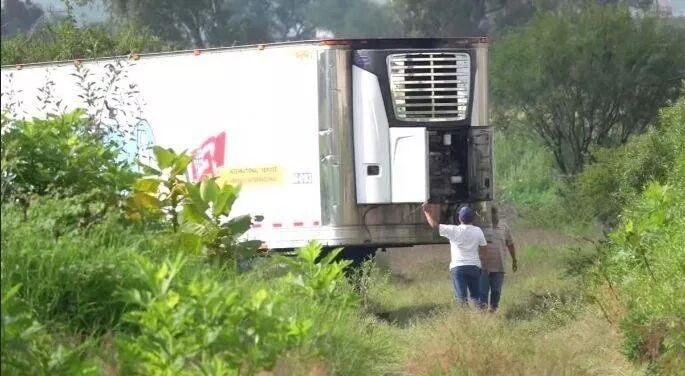 踢爆！加拿大某停尸间爆满后，尸体被塞进冷藏货柜车…（组图） - 11